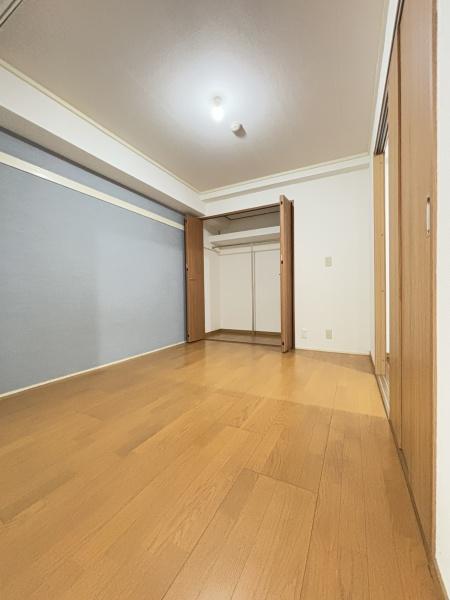 ドエルミヤガワの洋室画像