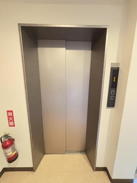 ドエルミヤガワのエントランス画像