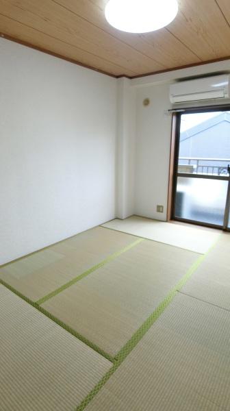 ロードスプリング出来野の和室画像