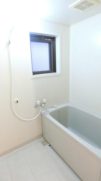 ロードスプリング出来野のバス画像