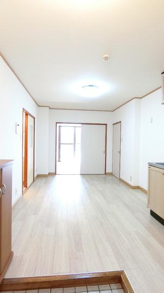 ヴェルドミールのリビング画像