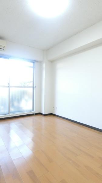 岸谷サンハイムの洋室画像