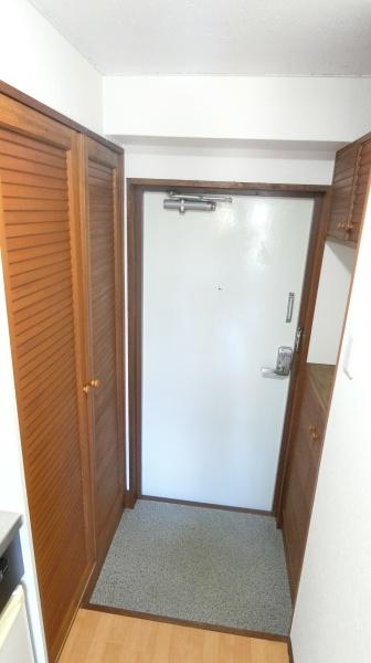 岸谷サンハイムの玄関画像