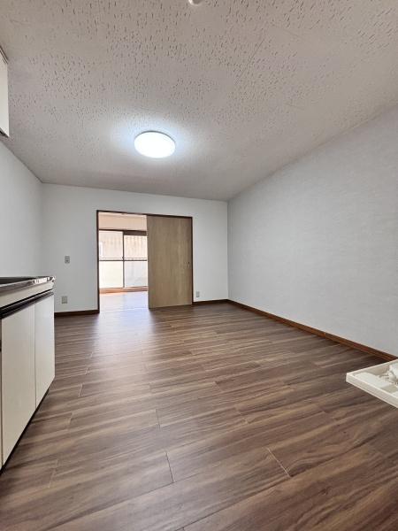 マツダヤビルのリビング画像