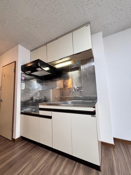 マツダヤビルのキッチン画像