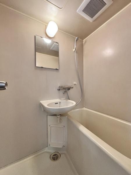 マツダヤビルのバス画像