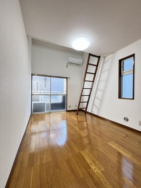 コーポヴェルディの洋室画像