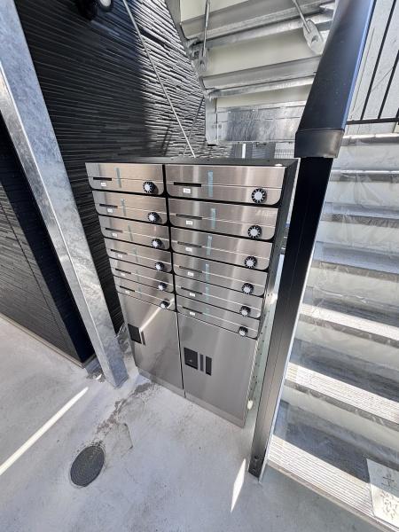 ネロ弘明寺のエントランス画像