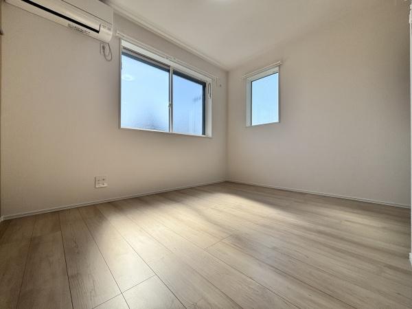 ネロ弘明寺の洋室画像