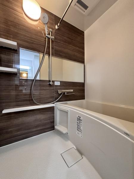 ネロ弘明寺のバス画像