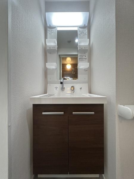 ネロ弘明寺の洗面台・洗面所画像