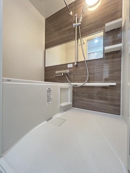 ネロ弘明寺のバス画像