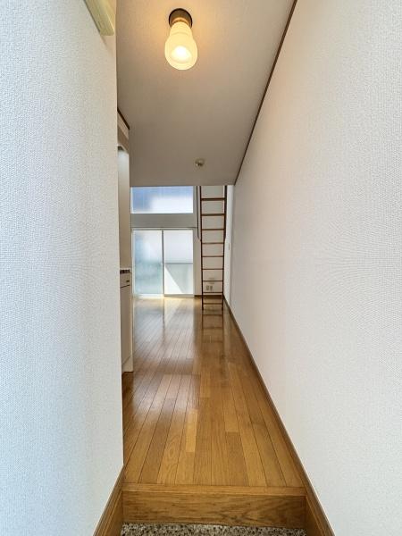 コーポラスダイトの玄関画像