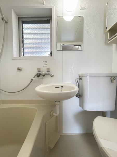 貝塚フラットの洗面台・洗面所画像