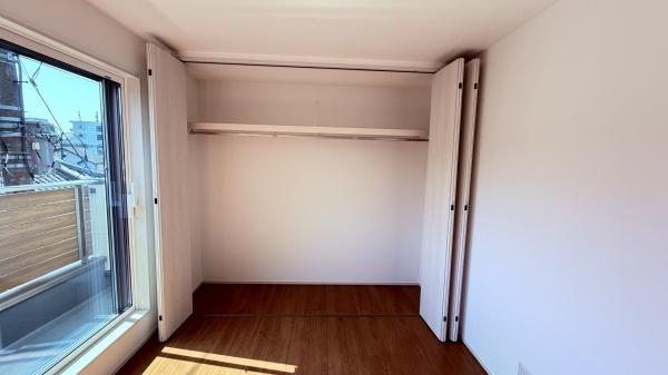 旭町一丁目戸建の収納画像