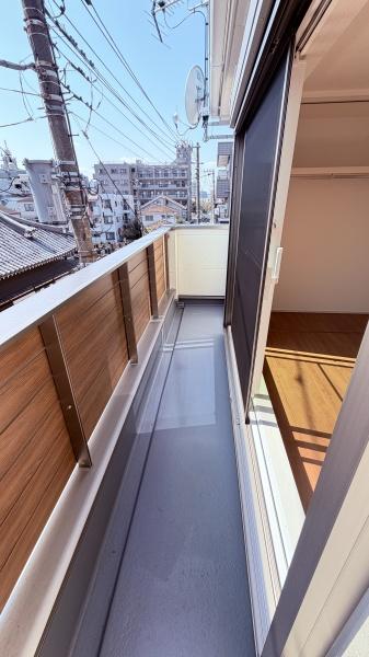 旭町一丁目戸建のバルコニー画像