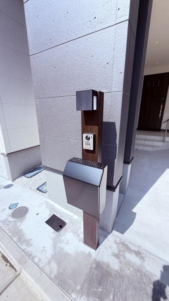 旭町一丁目戸建のエントランス画像