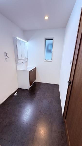 旭町一丁目戸建のその他内観画像