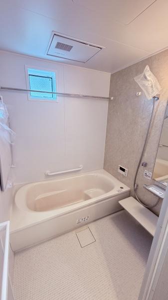 旭町一丁目戸建のバス画像