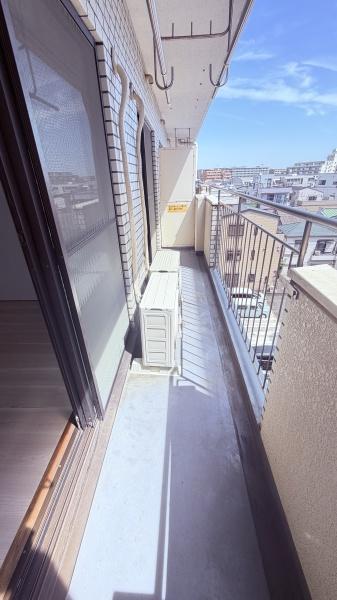 イズミハイツのバルコニー画像