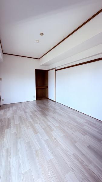 ナリタハイツの洋室画像