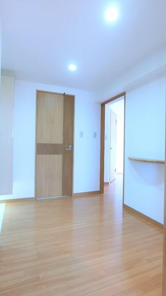 プルミエール多摩川の洋室画像