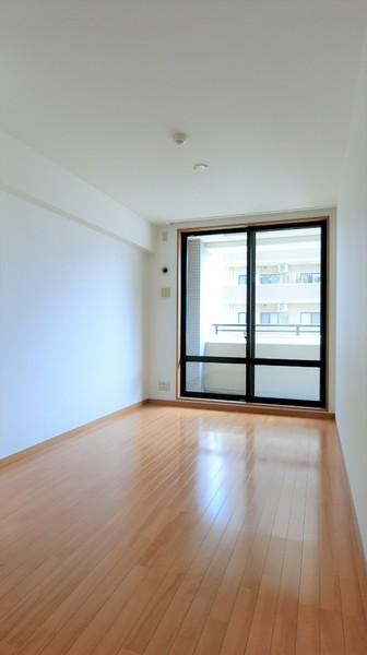 プルミエール多摩川の洋室画像