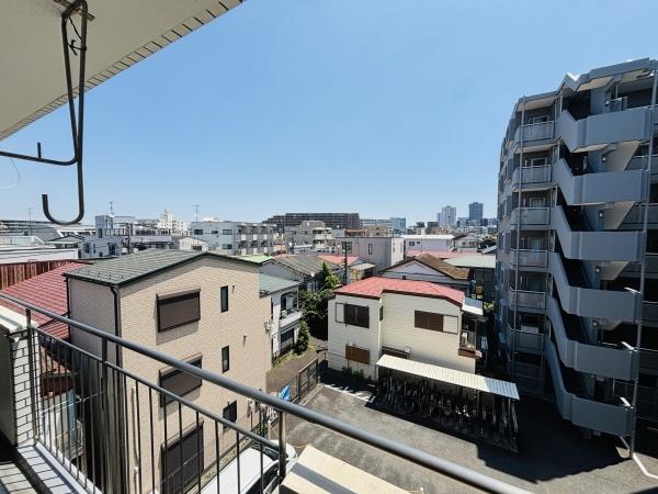 イズミハイツの現地からの眺望画像