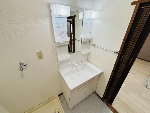イズミハイツの洗面台・洗面所画像