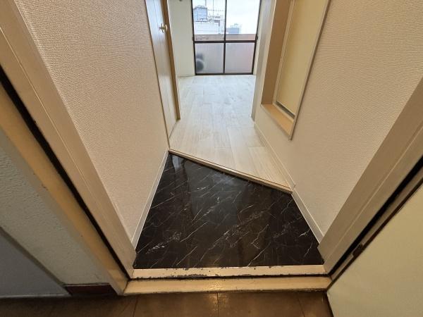 シャンボール互恵ビルの玄関画像