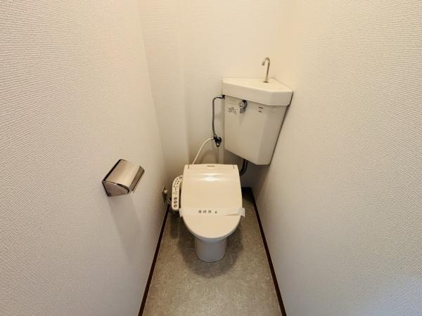 日誠コーポのトイレ画像