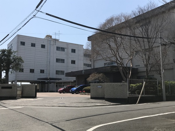 静岡市葵区本通西町　中古住宅　土地　3,200万の中学校画像