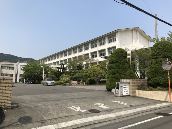 静岡市葵区本通西町　中古住宅　土地　3,200万の高校・高専画像