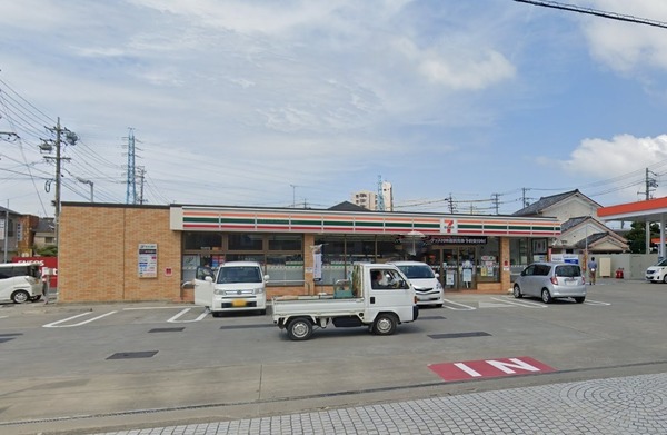 浜松市中央区木戸町　古家付き土地　1860万円のコンビニ画像
