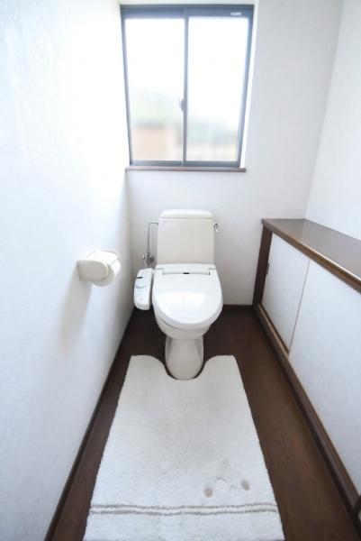 浜松市中央区高丘北3丁目　中古住宅のトイレ画像