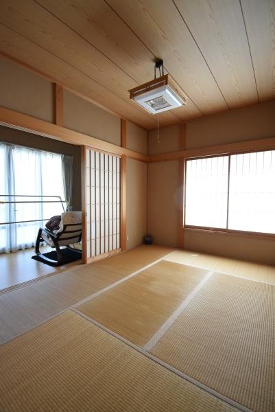 浜松市中央区高丘北3丁目　中古住宅　７ＬＤＫの和室画像