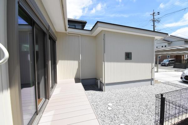 浜松市中央区三方原町築浅住宅4873万の庭画像