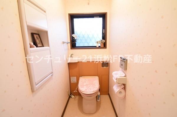 浜松市中央区高塚町中古住宅4SLDK2200万のトイレ画像