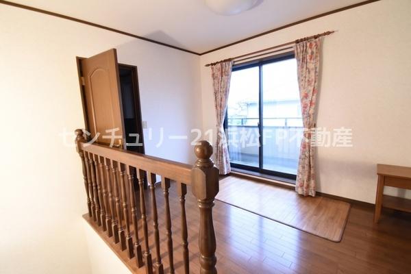 浜松市中央区高塚町中古住宅4SLDK2200万のその他居室画像