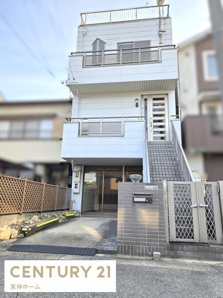 カースペース1台分。 カースペース1台分。