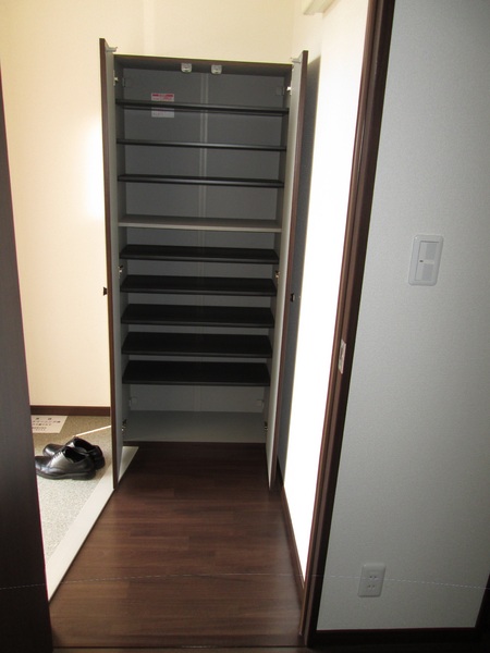 ファンテーヌＡの玄関画像