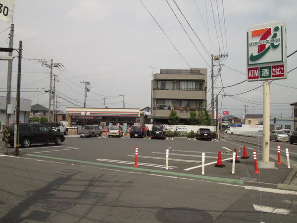 フェアホルムA棟のコンビニ画像