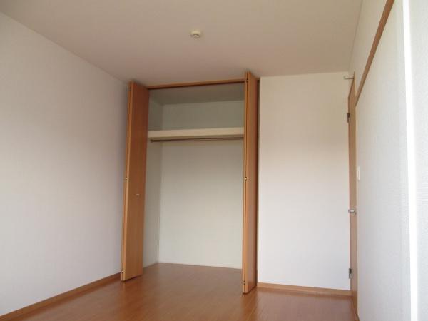 フェアホルムA棟の寝室画像