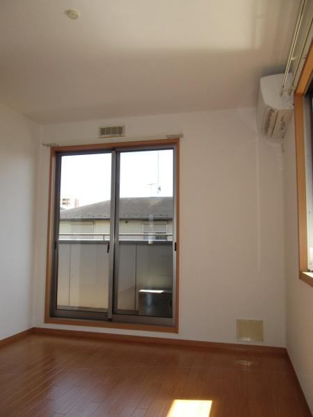 フェアホルムA棟のリビング画像