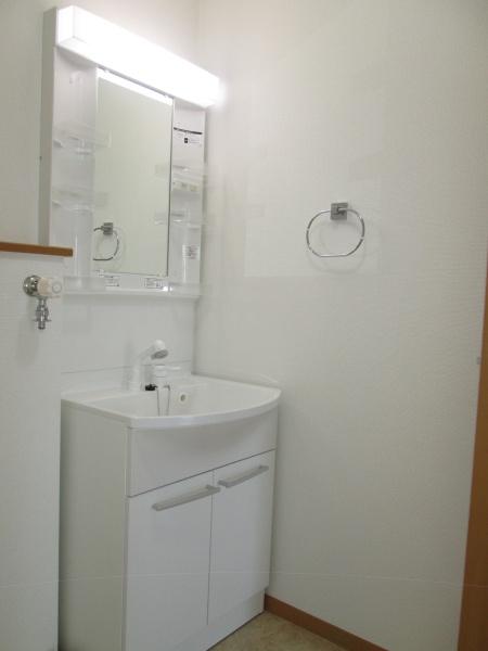 フェアホルムA棟の洗面台・洗面所画像