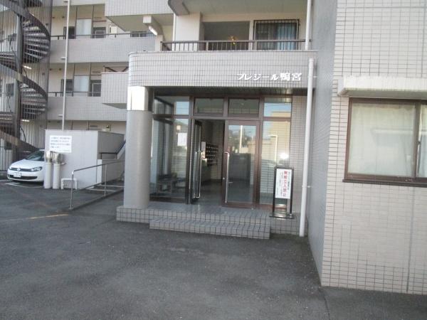 プレジール鴨宮のエントランス画像