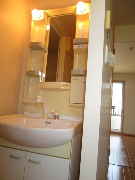 南ニューハイツ2の洗面台・洗面所画像