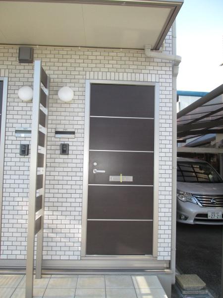 小田原市国府津１丁目のアパートの玄関画像