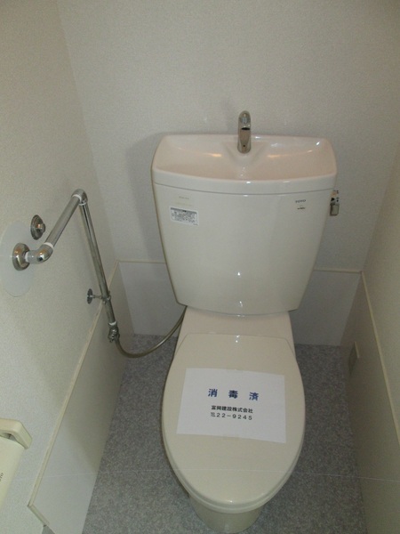 小田原市栄町１丁目の店舗(建物一部)のトイレ画像