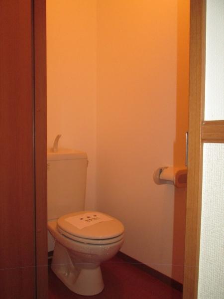 リヴェール中曽根Ｃのトイレ画像